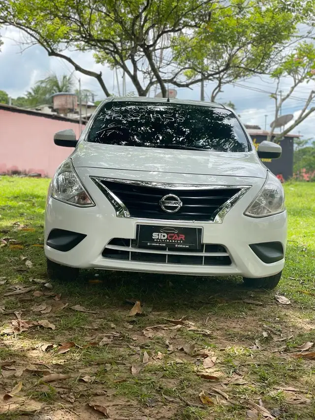 Carro Nissan Versa 2017 1.6 16V SV FlexStart CVT (Flex)