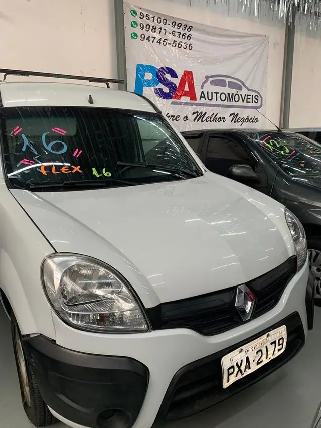 Carro Renault Kangoo Express 2016 1.6 16V Com Porta Lateral (Flex)