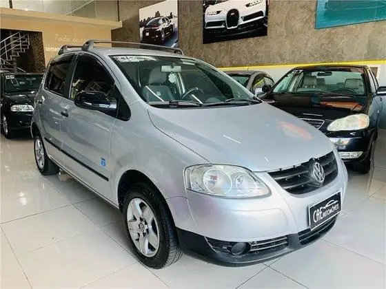 Carro Volkswagen Fox 2008 Route 1.0 8V (Flex)