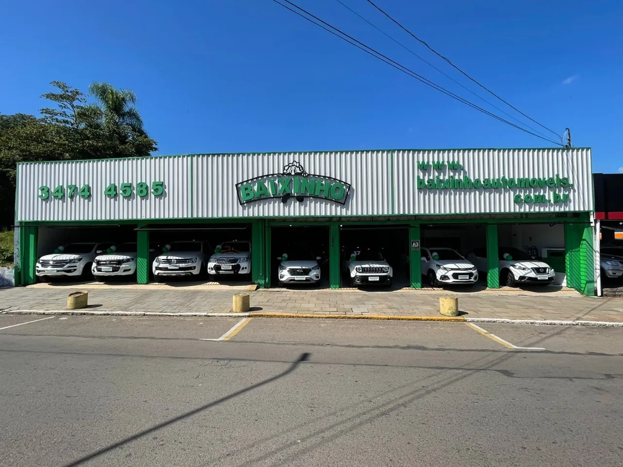 Fachada da loja Veículos à venda em BAIXINHO AUTOMÓVEIS - Sapucaia do Sul - RS | Mobiauto