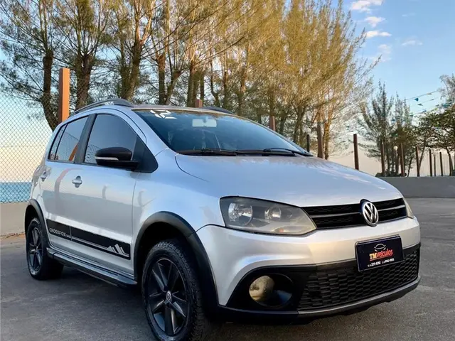 Carro Volkswagen CrossFox 2012 1.6 VHT (Flex)