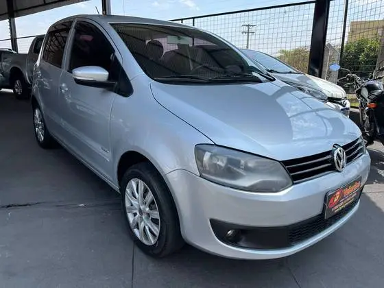 Carro Volkswagen Fox 2011 1.6 8V (Flex)