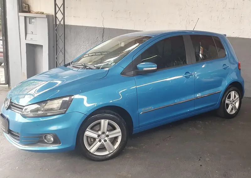 Volkswagen Fox Highline I-Motion 1.6 16v MSI (Flex)