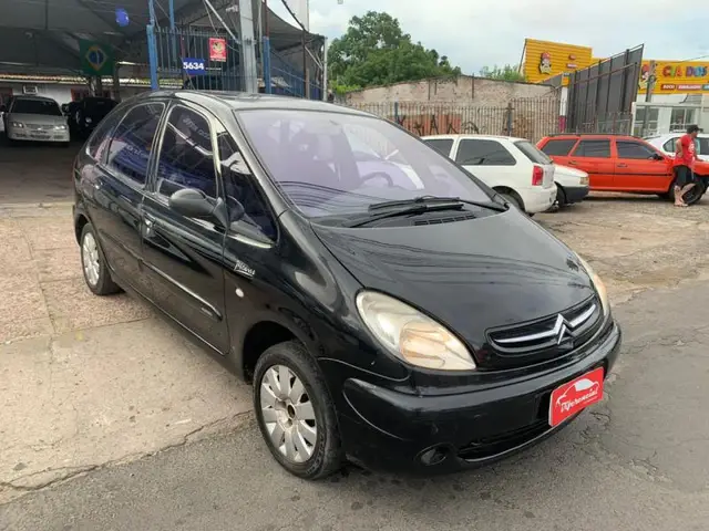Carro Citroën Xsara Picasso 2005 Exclusive 2.0 16V (aut)