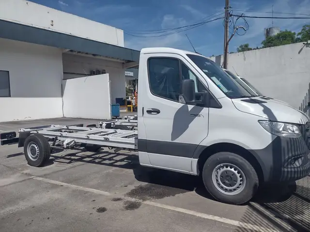 Carro Mercedes-Benz Sprinter 2022 CHASSI 416 CDI C42B UP1
