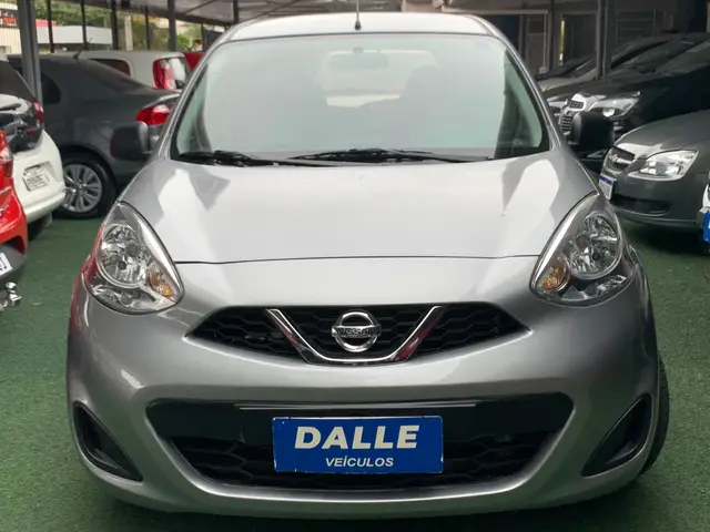 Carro Nissan March 2016 1.0 12V (Flex)
