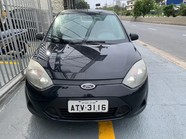 Carro Ford Fiesta Hatch 2011 1.0 (Flex)