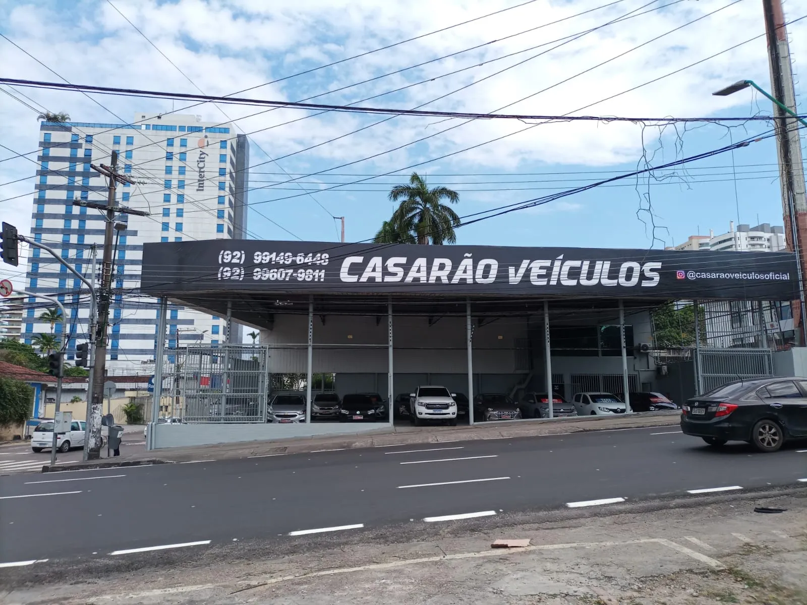 Fachada da loja Veículos à venda em Casarao Veiculos - Manaus - AM | Mobiauto