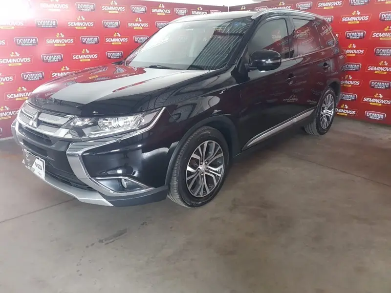 Mitsubishi Outlander 2.2 DI-D Mid 4WD