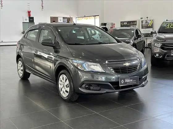 Carro Chevrolet Onix 2016 1.4 LT SPE/4
