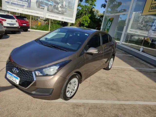 Carro Hyundai HB20S 2019 1.0 Comfort Plus (Flex)