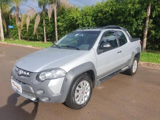 Carro Fiat Strada 2016 Adventure 1.8 16V (Flex) (Cabine Dupla)