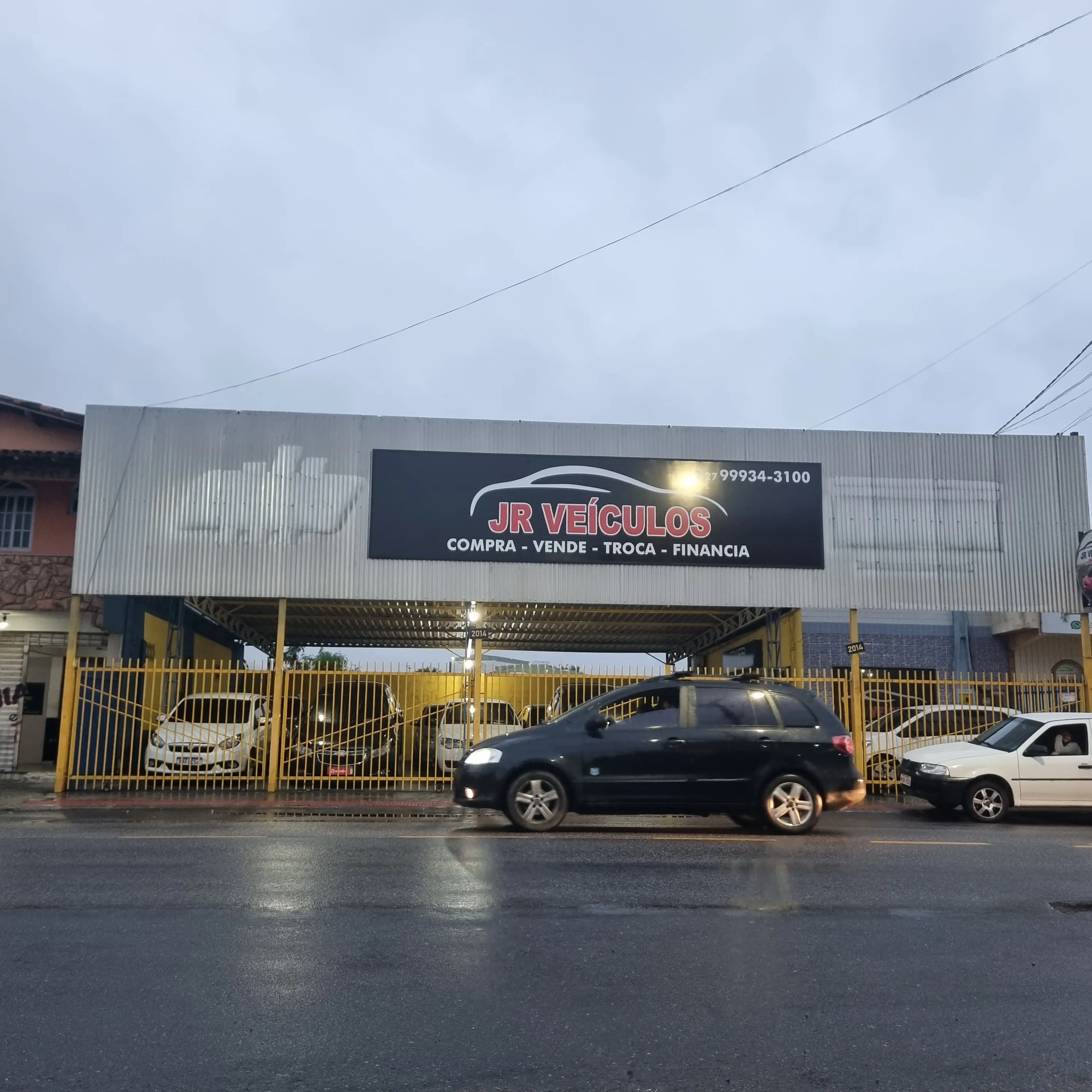 Fachada da loja Veículos à venda em JR VEÍCULOS  - Guarapari - ES | Mobiauto