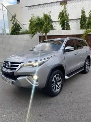 Toyota Hilux Cabine Dupla Hilux 2.8 TDI SRX CD 4x4 (Aut)