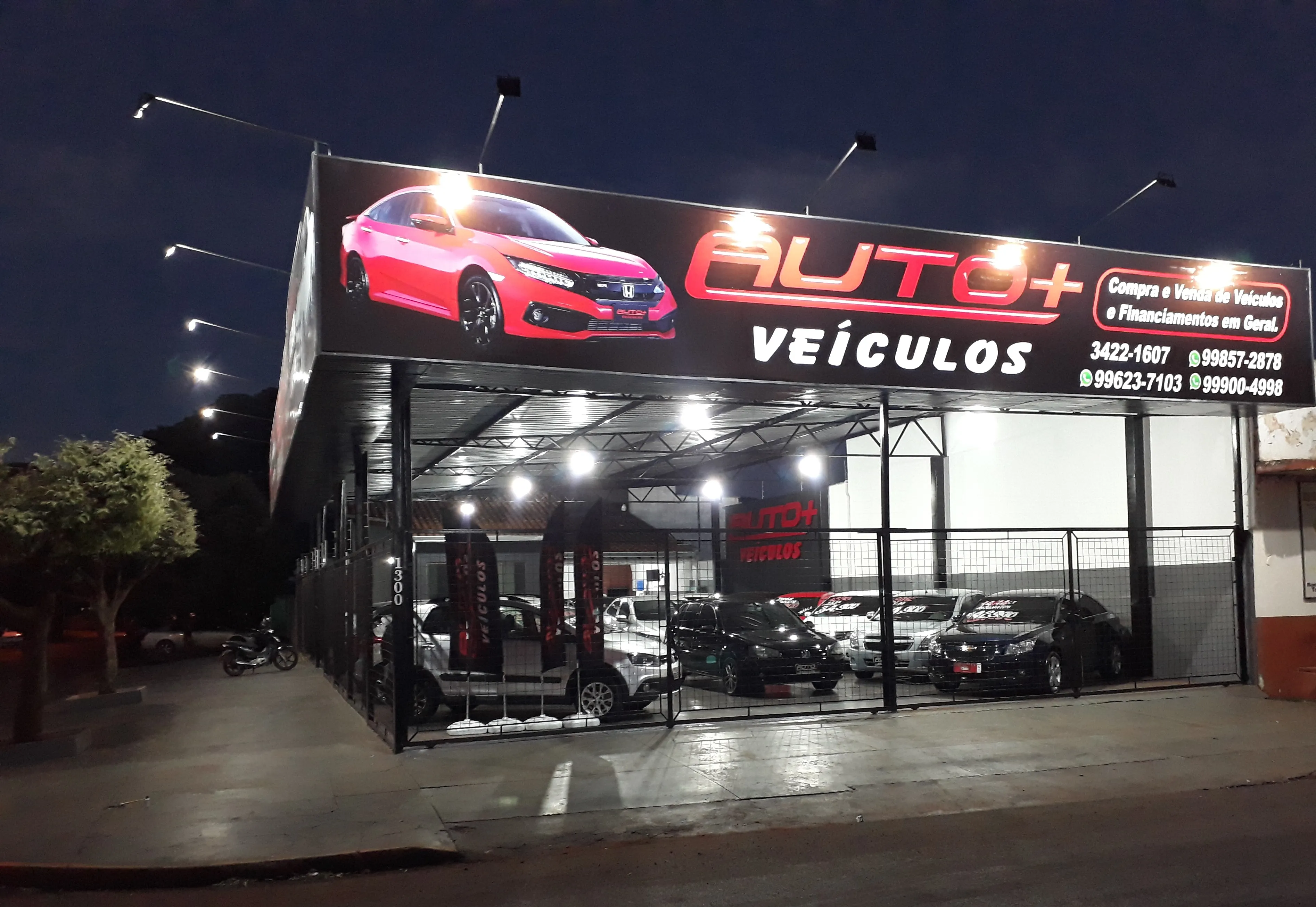 Fachada da loja Veículos à venda em Auto Mais Veiculos - Dourados - MS | Mobiauto