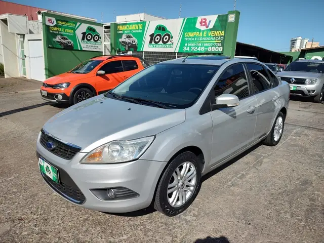 Carro Ford Focus Sedan 2009 GLX 2.0 16V Duratec