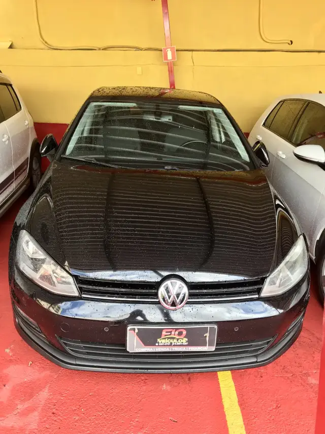 Carro Volkswagen Golf 2014 Comfortline 1.4 TSi