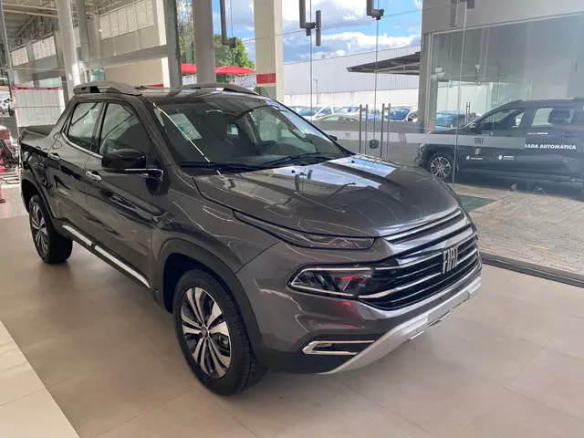 Carro Fiat Toro 2023 Volcano 2.0 TDI 4x4 (Aut)