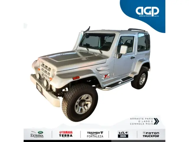 Carro Troller T4 2008 4x4 3.0 (teto rígido)