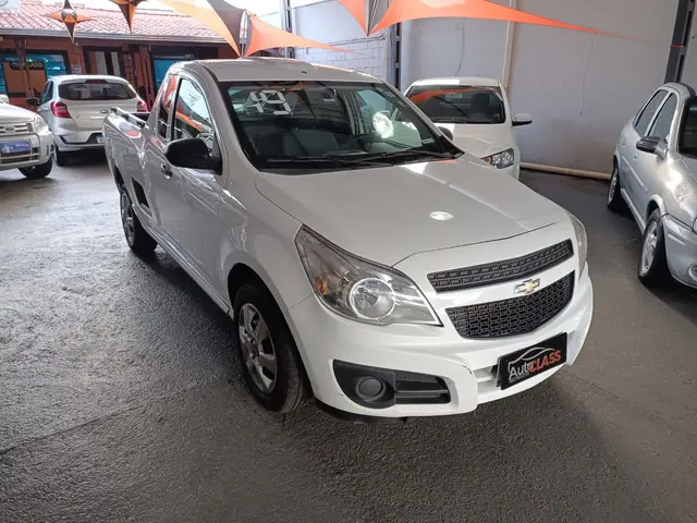 Carro Chevrolet Montana 2019 LS 1.4 (Flex)