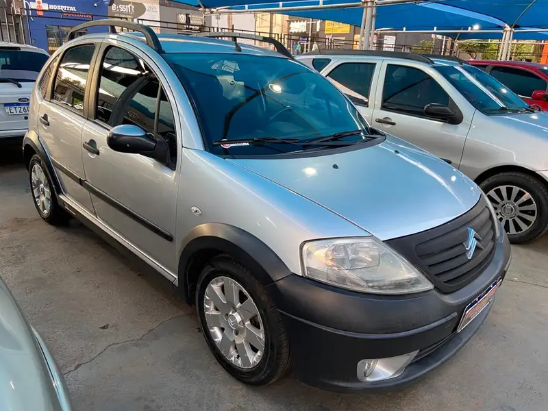 Citroën C3 XTR 1.4 8V (flex)