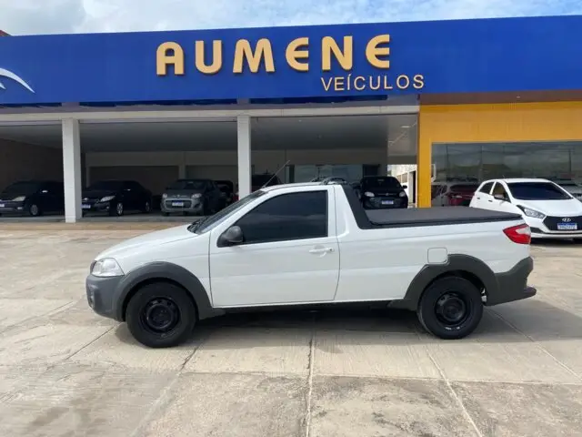 Carro Fiat Strada 2017 Hard Working 1.4 (Flex) (Cabine Simples)