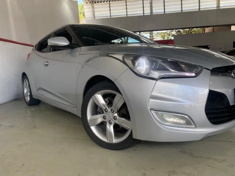 Hyundai Veloster 1.6 16V (aut)