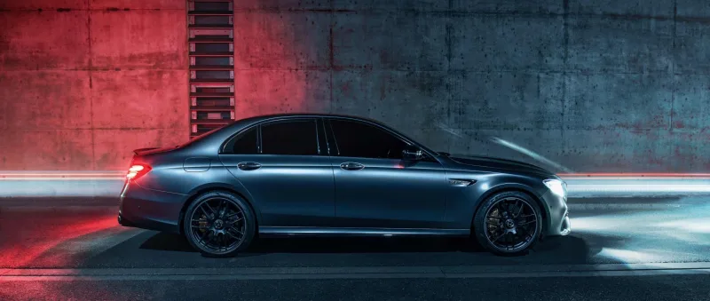 Mercedes-AMG E 63 S 4MATIC+ é um superesportivo na carroceria de sedan