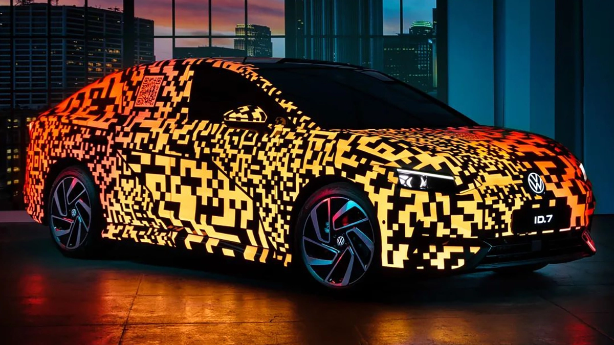 Modelo deve perder camuflagem ainda no primeiro semestre, pode receber plataforma MEB atualizadas e entregar 700 km de autonomia com uma carga