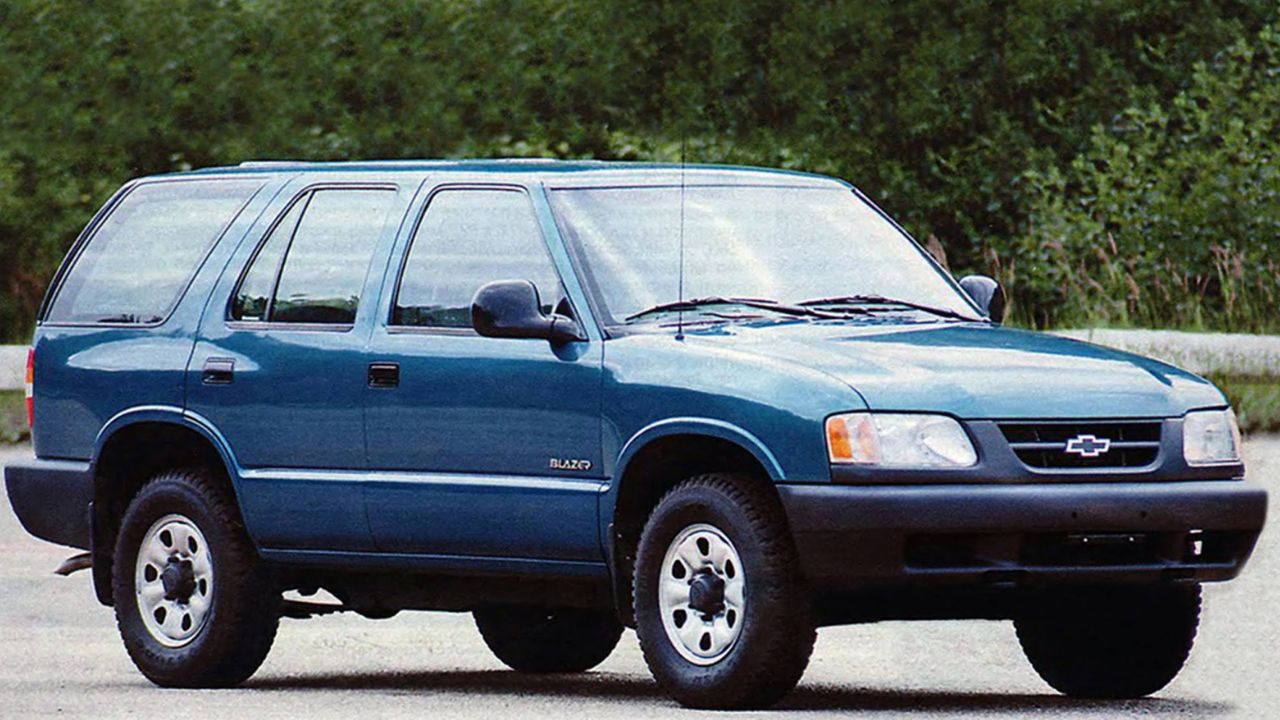Carros que tiveram pouco sucesso e que não fizeram sucesso: Grand Blazer  (1999 - 2001)