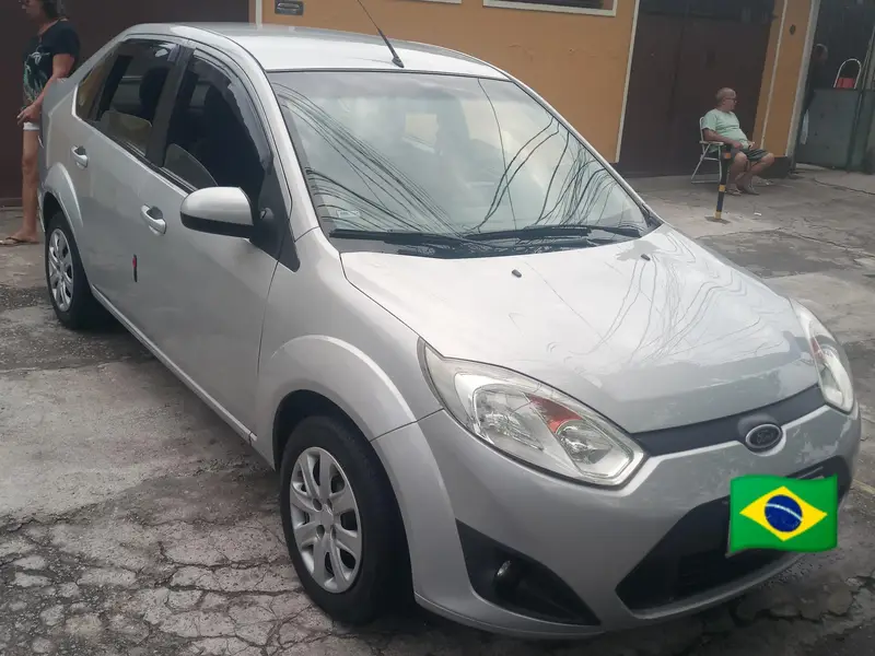 Ford Fiesta Sedan 1.6 (Flex)