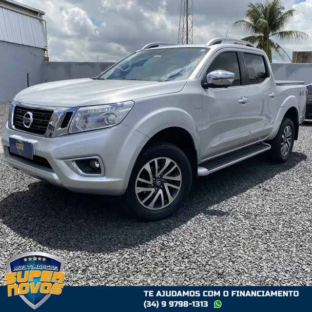 Carro Nissan Frontier 2021 2.3 TD CD LE 4x4 (Aut)