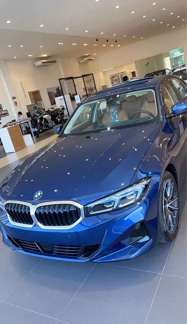 Carro BMW 320i 2023 Sport GP 2.0 Turbo (Aut.)