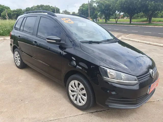Carro Volkswagen SpaceFox 2018 1.6 MSI Trendline (Flex)