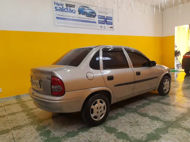 Carro Chevrolet Classic 2005 Corsa Sedan  Spirit 1.0 VHC
