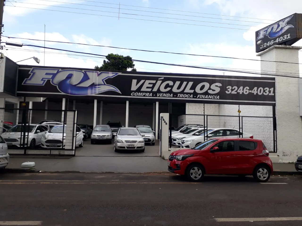 Fachada da loja Veículos à venda em ELIZABETH FERREIRA DE NOVAIS - Araguari - MG | Mobiauto