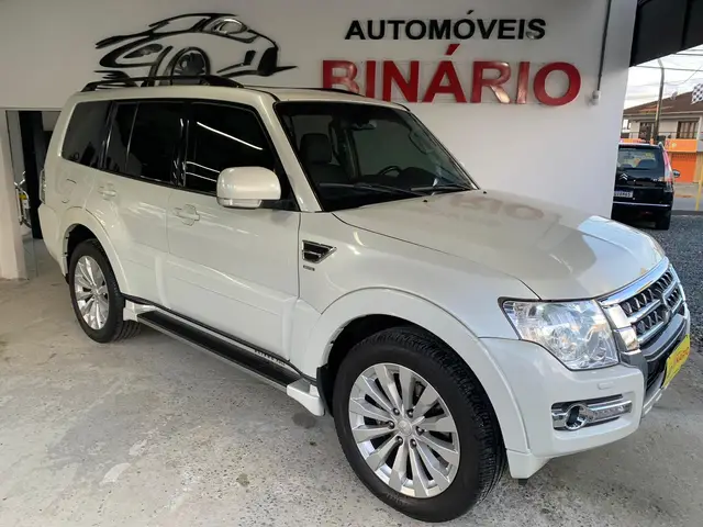 Carro Mitsubishi Pajero Full 2015 3.2 DI-D 3D HPE 4WD