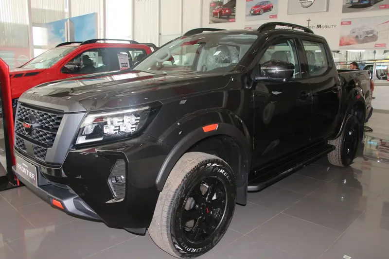 Nissan Frontier 2.3 TD CD PRO-4X 4x4