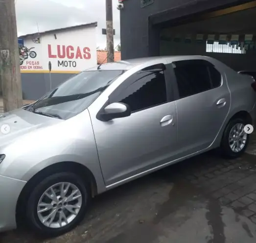 Carro Renault Logan 2016 Authentique 1.0 16V (flex)