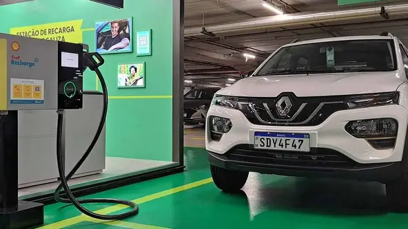 Custo do kWh em carregadores particulares chega a R$ 2,41 no Brasil e carros econômicos já superam o custo do quilômetro rodado