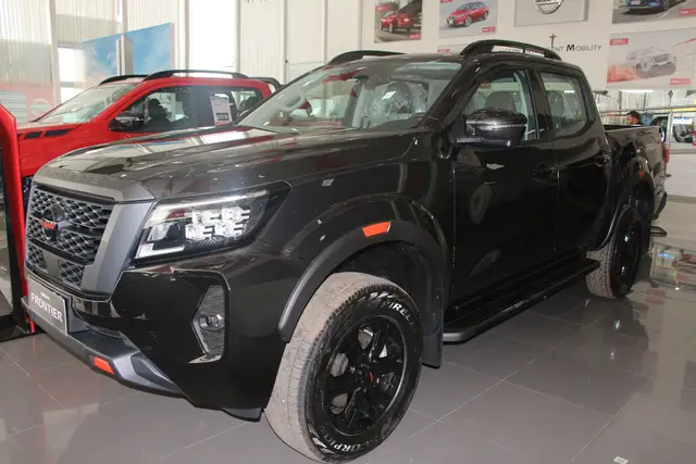 Carro Nissan Frontier 2023 2.3 TD CD PRO-4X 4x4