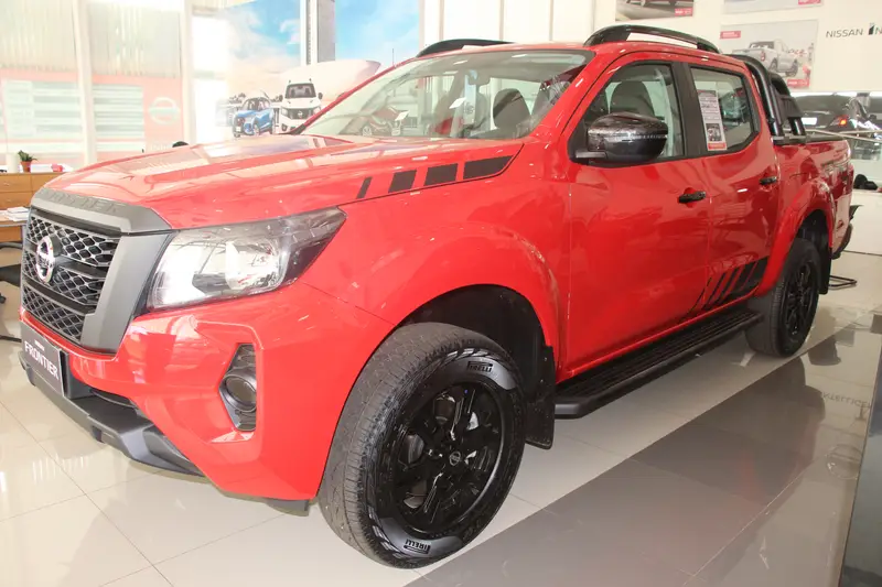 Nissan Frontier 2.3 CD Turbo Attack TDI (Aut) 4x4