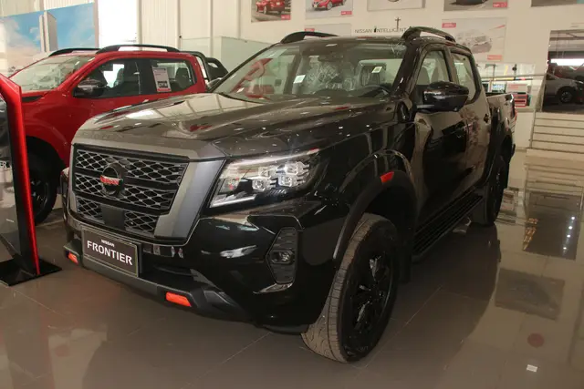 Carro Nissan Frontier 2023 2.3 TD CD PRO-4X 4x4