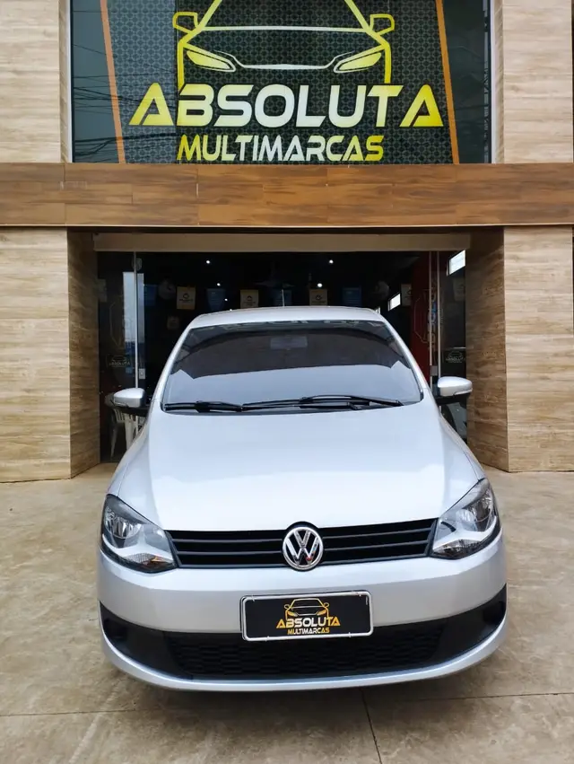 Carro Volkswagen Fox 2011 1.0 TEC (Flex) 2p