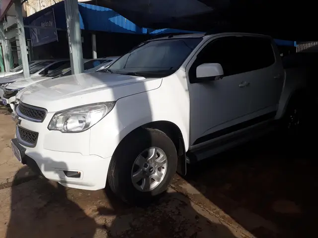 Carro Chevrolet S10 Cabine Dupla 2013 S10 2.8 CTDI LT 4WD (Cabine Dupla)