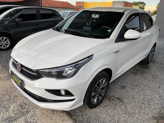 Carro Fiat Cronos 2020 1.3 Drive Firefly (Flex)