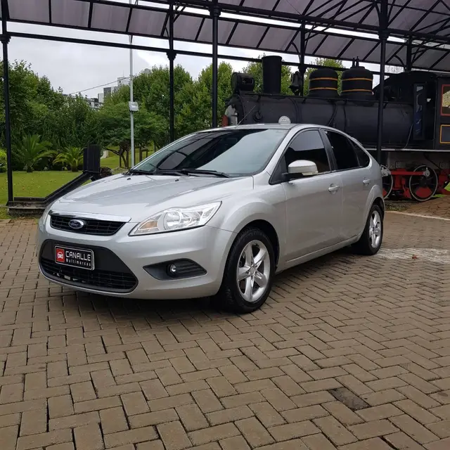 Carro Ford Focus Hatch 2011 GLX 2.0 16V (Flex) (Aut)
