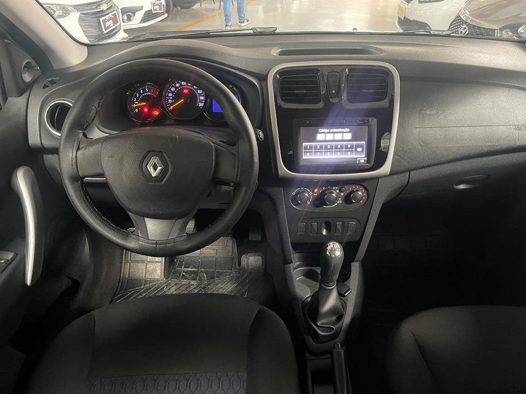 RENAULT SANDERO