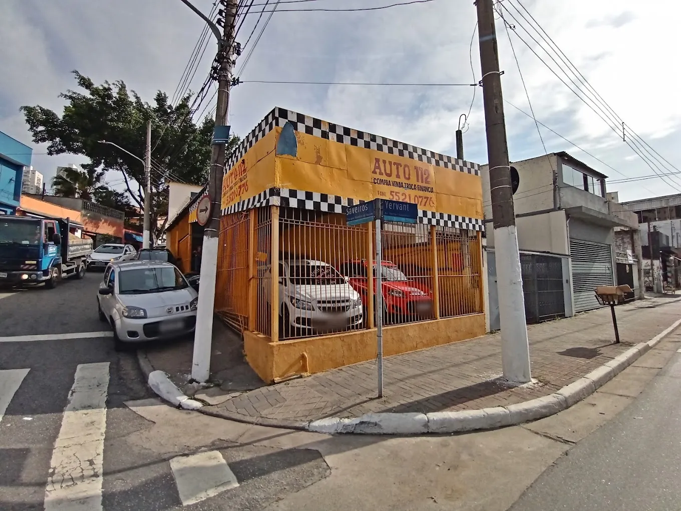 Fachada da loja AUTO 112 - São Paulo - SP