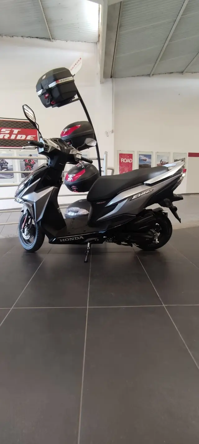 Moto Honda Elite 125 2023 CBS
